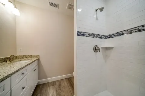 8411 Daves Homes Place Tampa FL 33614