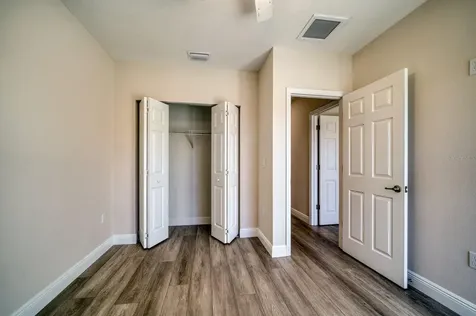 8411 Daves Homes Place Tampa FL 33614