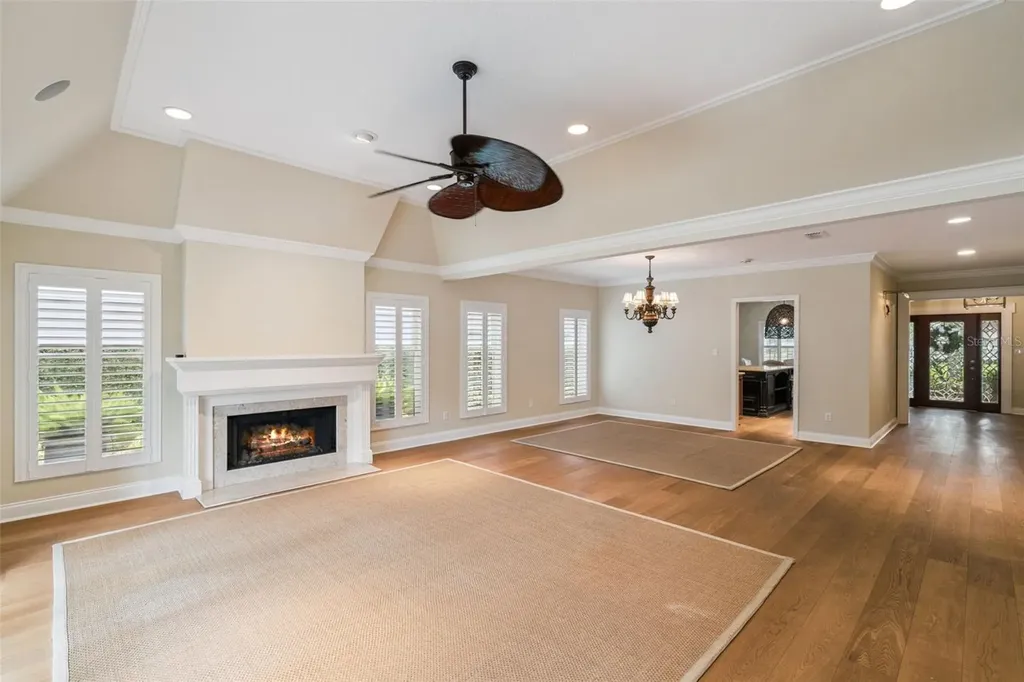 6028 Lexington Park Orlando FL 32819