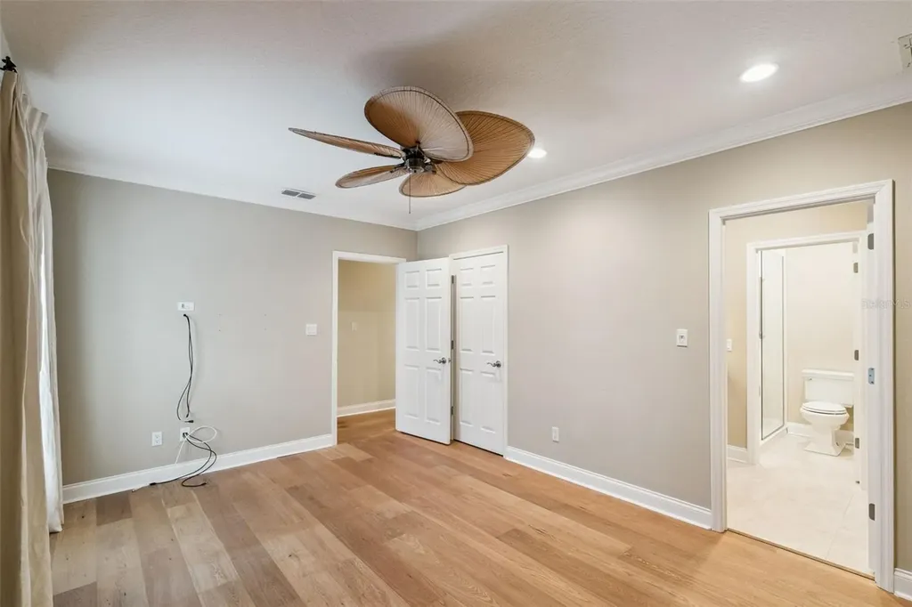 6028 Lexington Park Orlando FL 32819