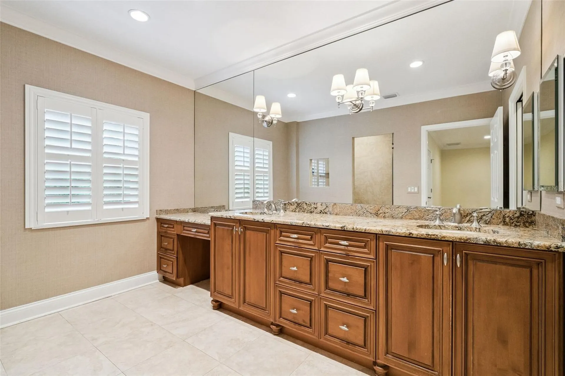 6028 Lexington Park Orlando FL 32819