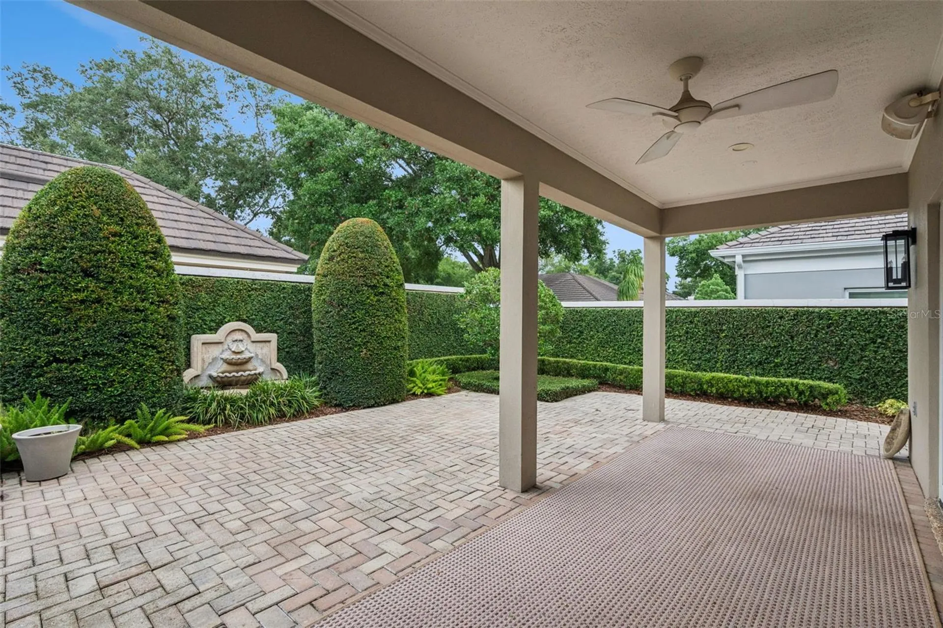 6028 Lexington Park Orlando FL 32819