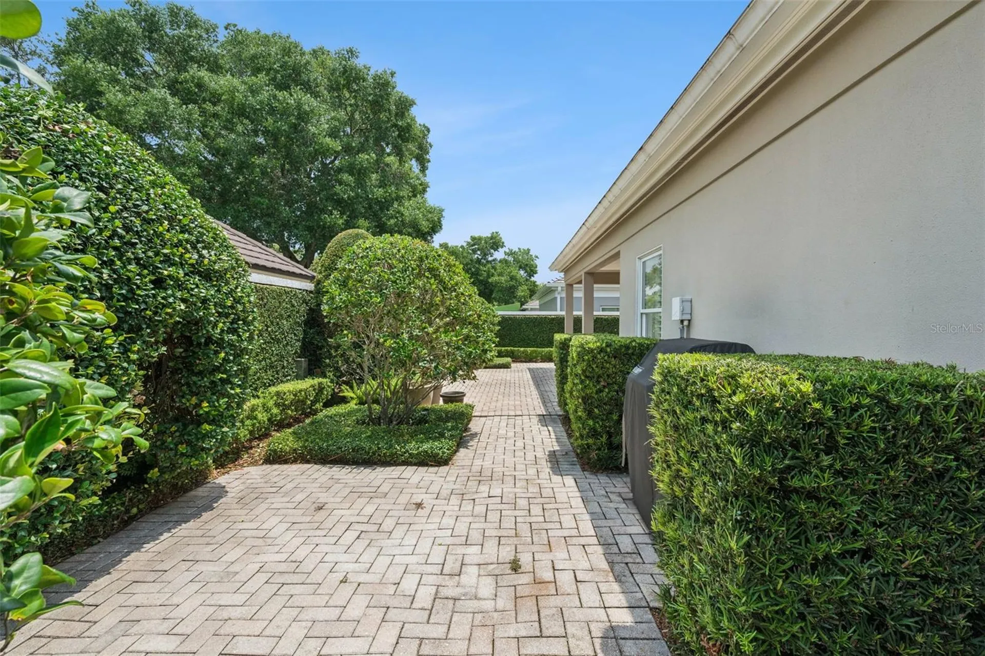 6028 Lexington Park Orlando FL 32819