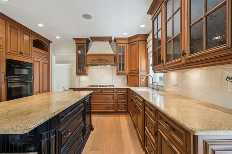 6028 Lexington Park Orlando FL 32819