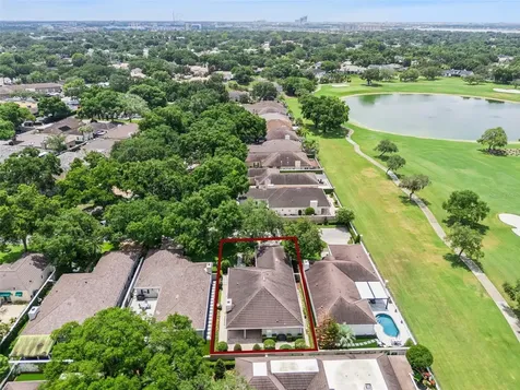 6028 Lexington Park Orlando FL 32819