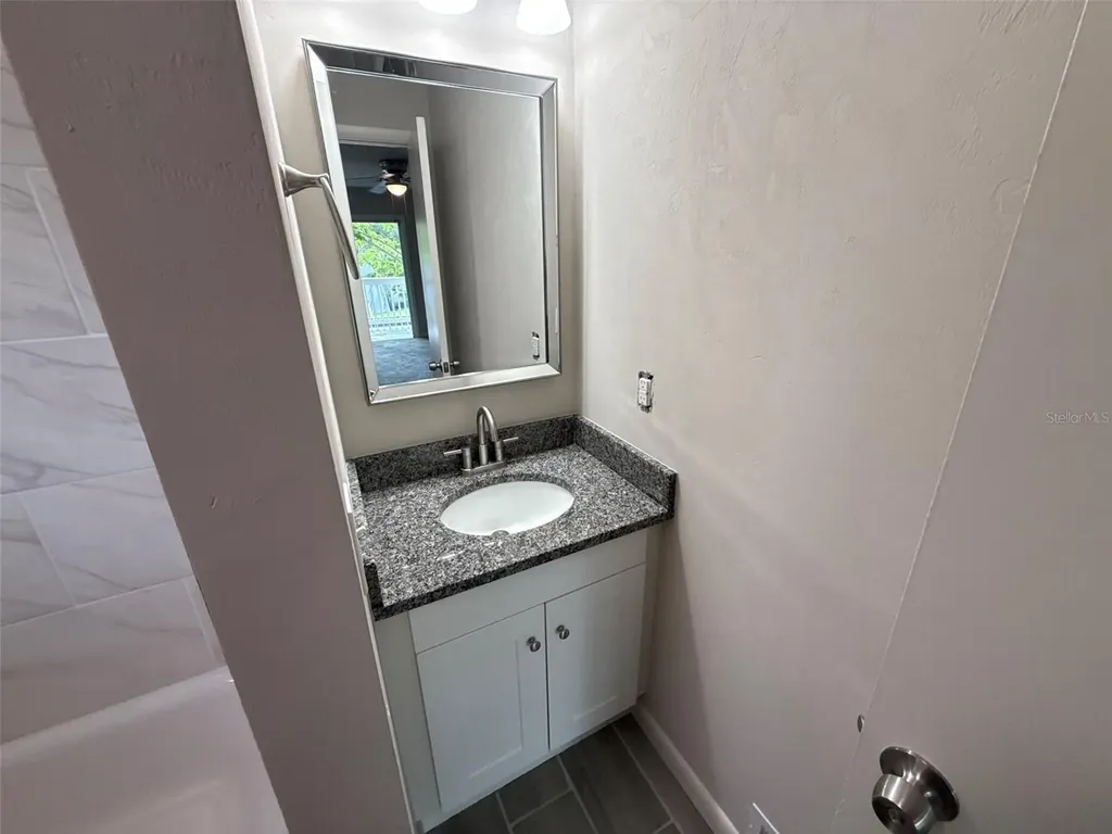 1239 SE 18th Terrace Gainesville FL 32641