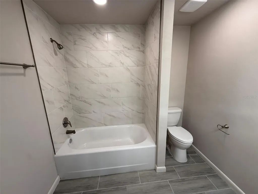 1239 SE 18th Terrace Gainesville FL 32641