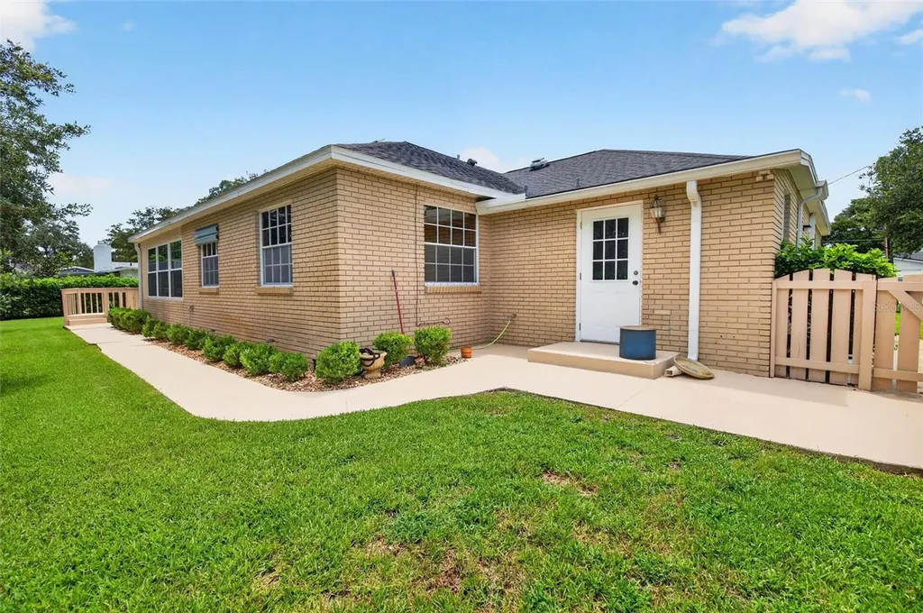 15 Oakmont Circle Ormond Beach FL 32174