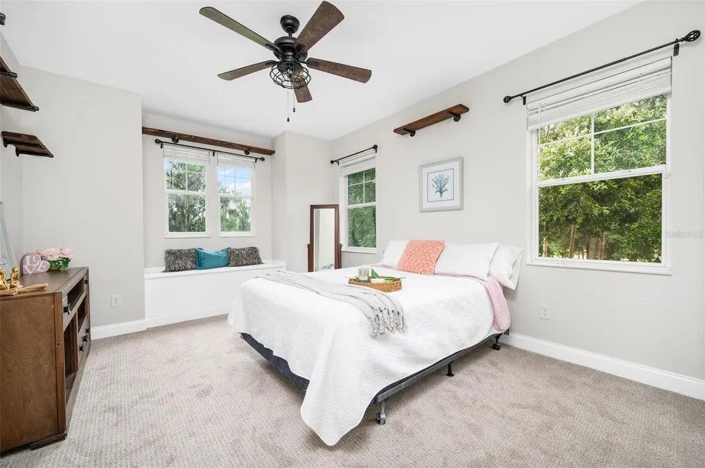 9809 NW 59th Terrace Gainesville FL 32653
