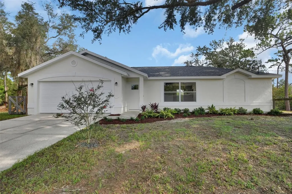 1251 Seminole Drive De Leon Springs FL 32130