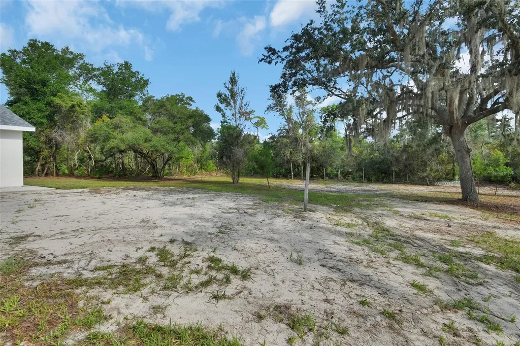 1251 Seminole Drive De Leon Springs FL 32130