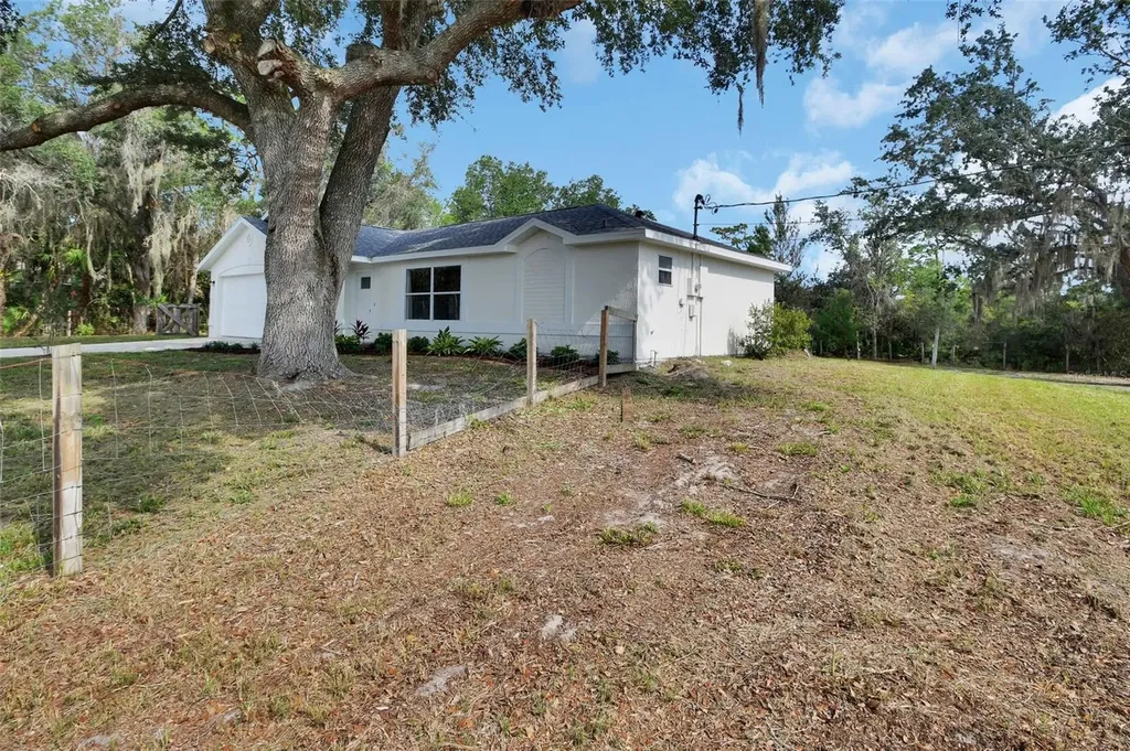1251 Seminole Drive De Leon Springs FL 32130