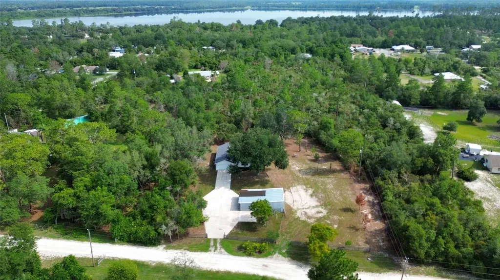 1251 Seminole Drive De Leon Springs FL 32130