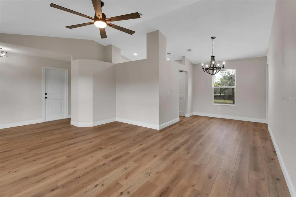 1251 Seminole Drive De Leon Springs FL 32130
