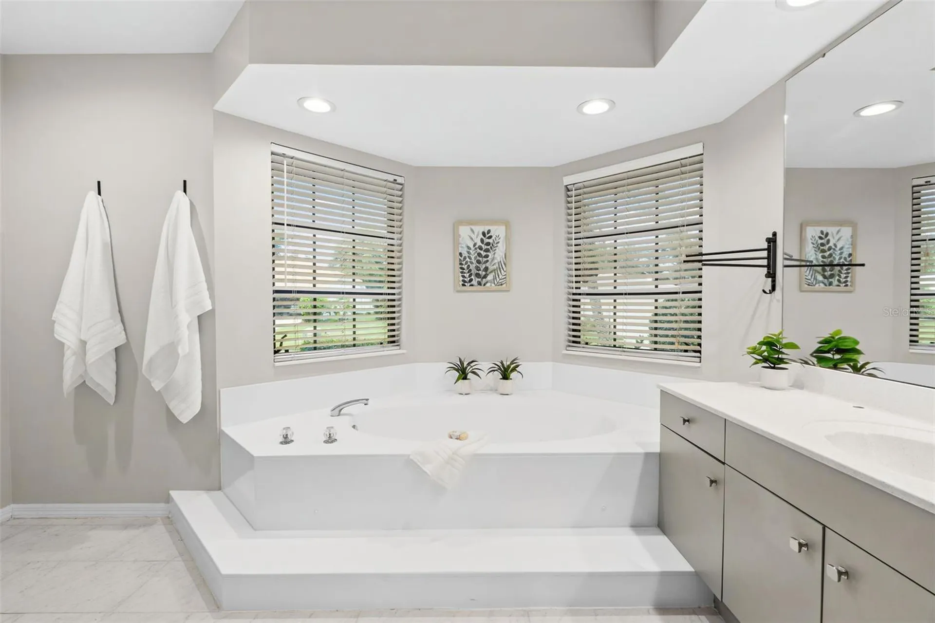 1318 Vermeer Drive Nokomis FL 34275