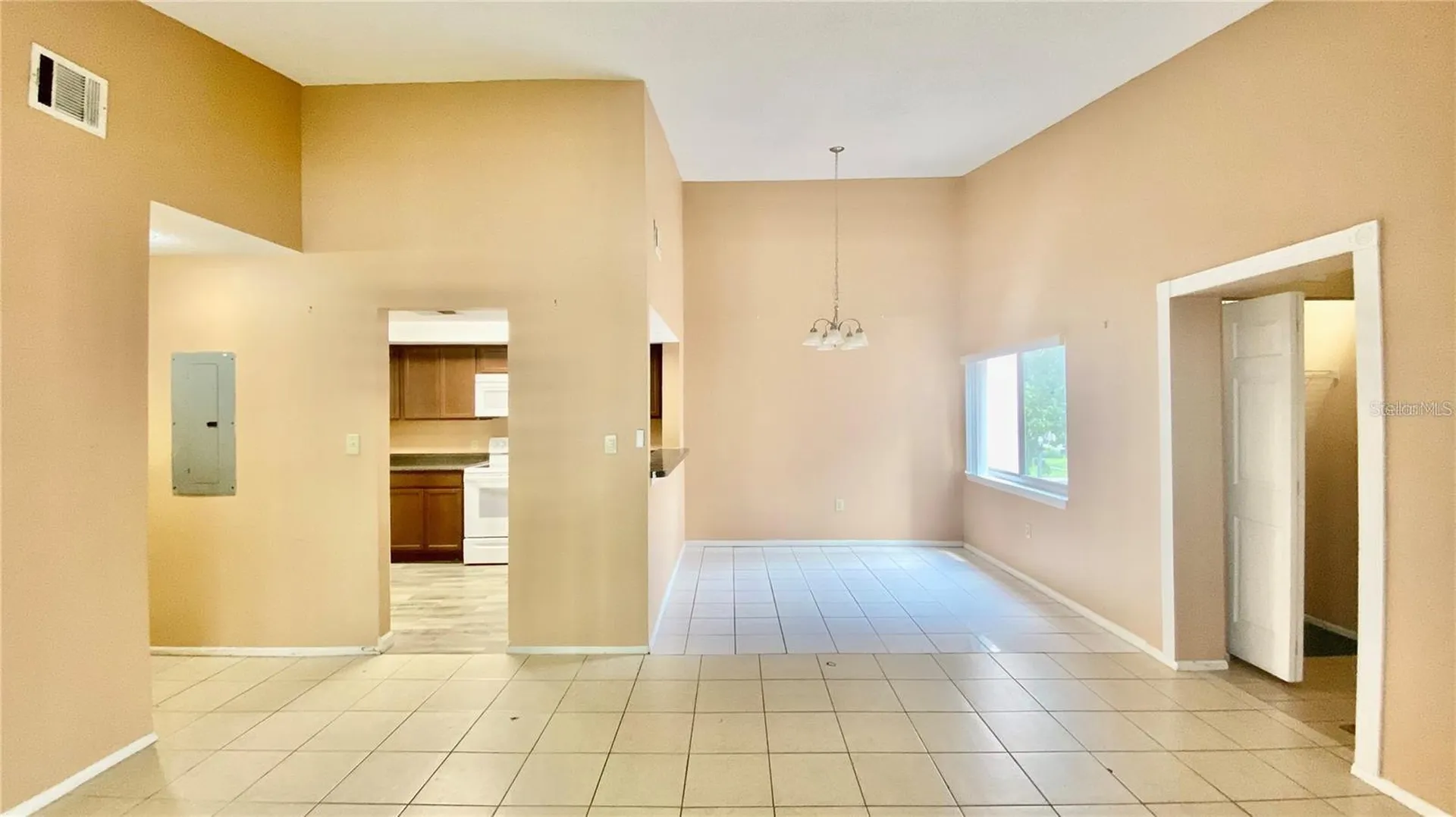 2528 Citrus Club Lane Orlando FL 32839