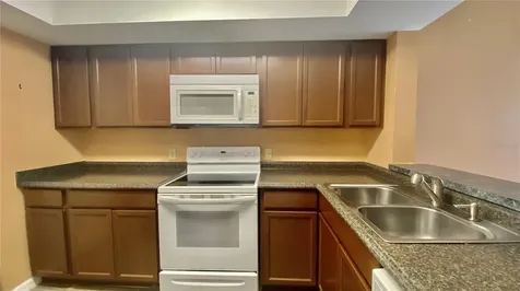 2528 Citrus Club Lane Orlando FL 32839