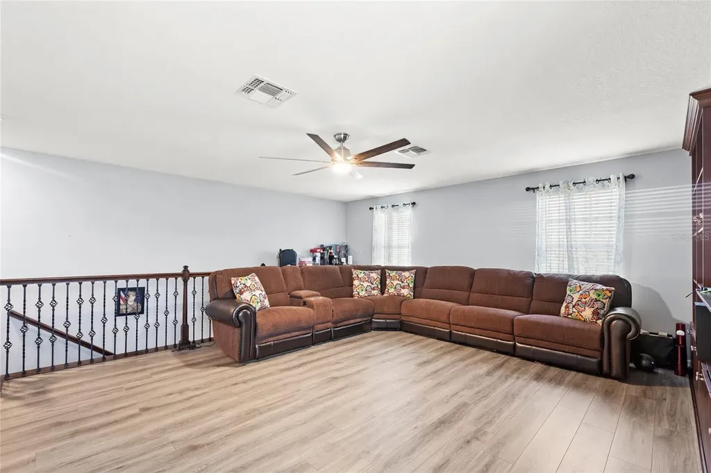 12015 Stone Bark Trail Orlando FL 32824