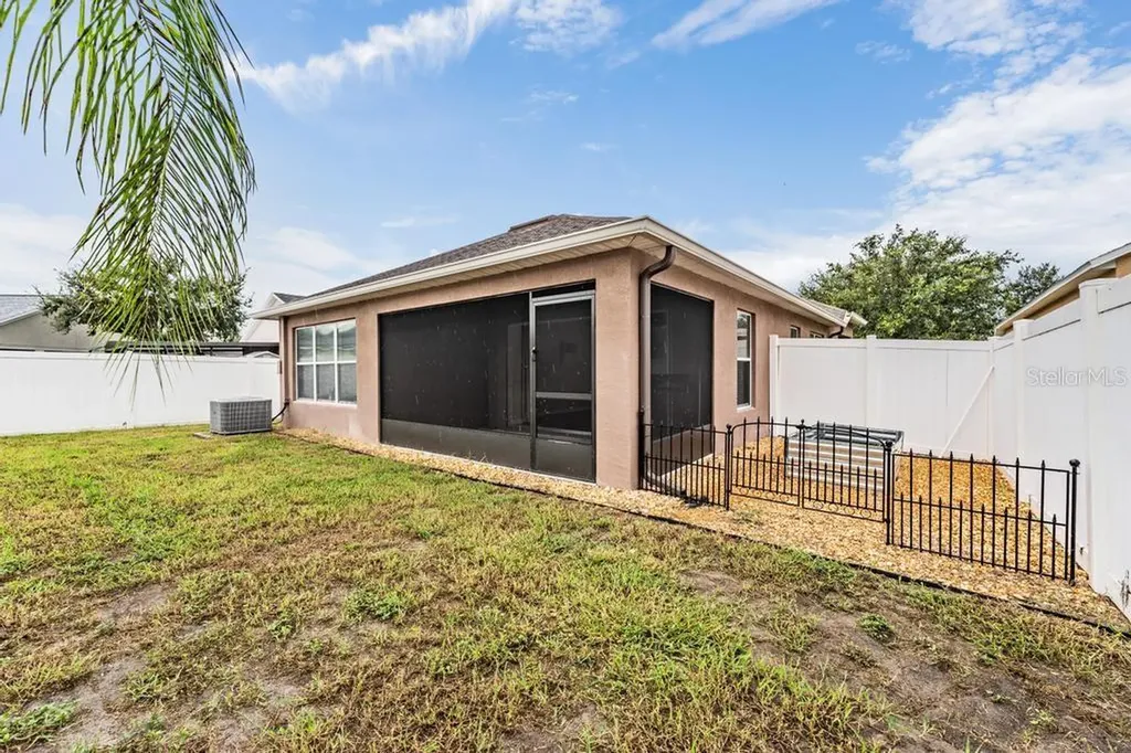7013 Forest Mere Drive Riverview FL 33578