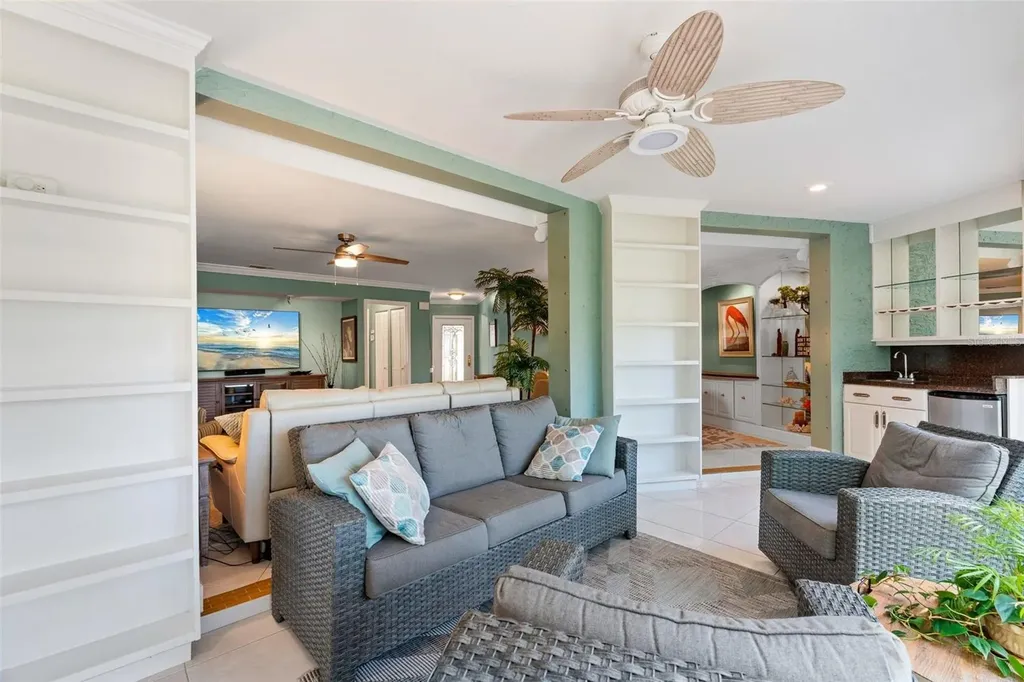 6101 34th Street W Bradenton FL 34210