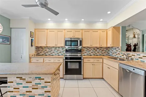 6101 34th Street W Bradenton FL 34210