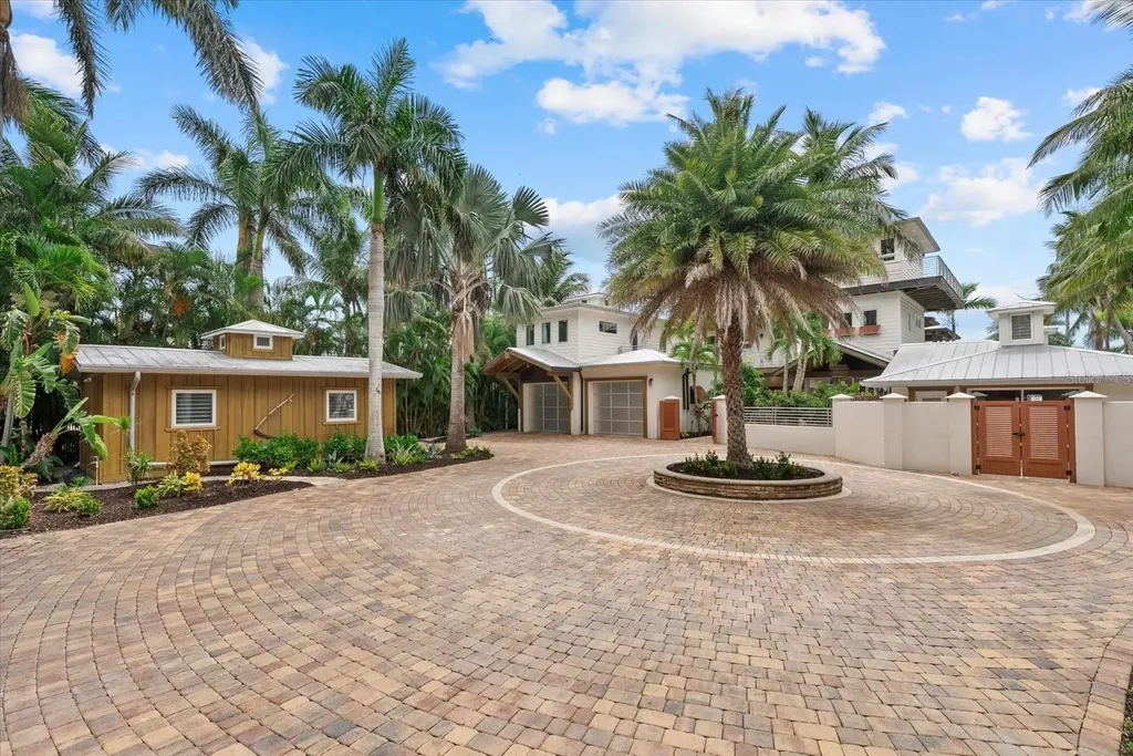 10216 46th Avenue W Bradenton FL 34210