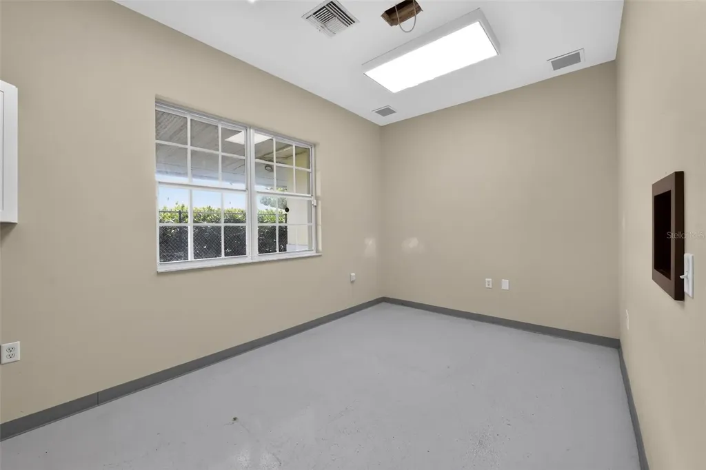 2555 Pinellas Point Drive S St Petersburg FL 33706