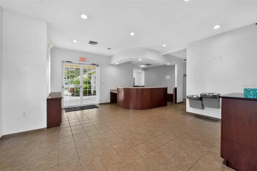 2555 Pinellas Point Drive S St Petersburg FL 33706