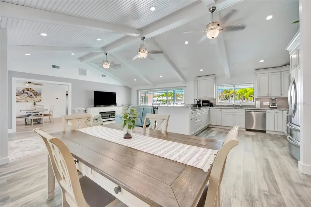 514 Key Royale Drive Bradenton Beach FL 34217