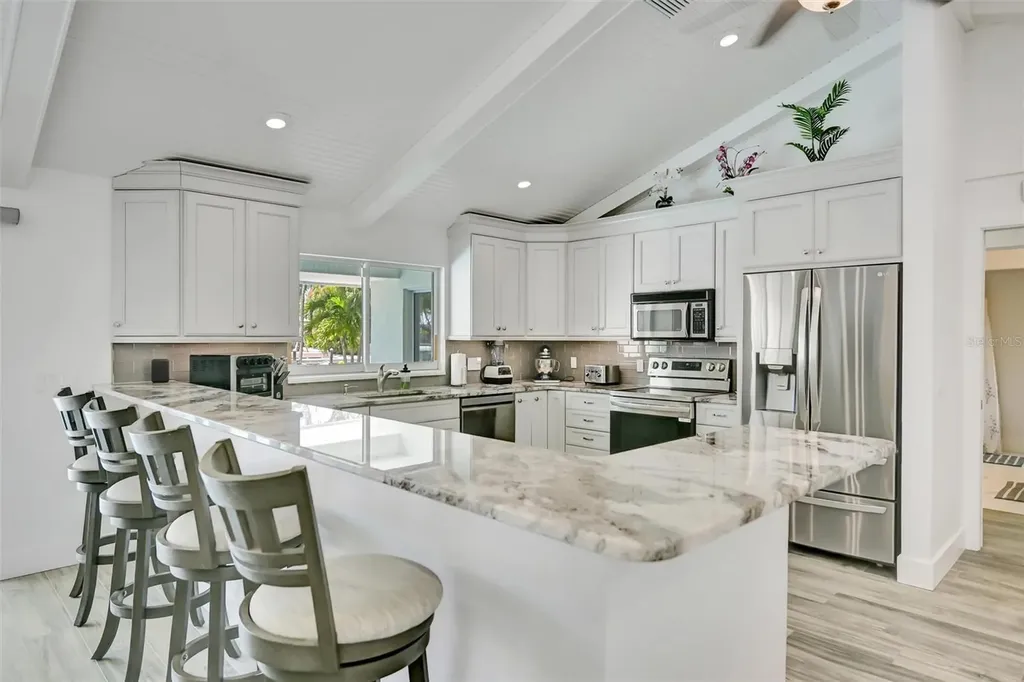 514 Key Royale Drive Bradenton Beach FL 34217