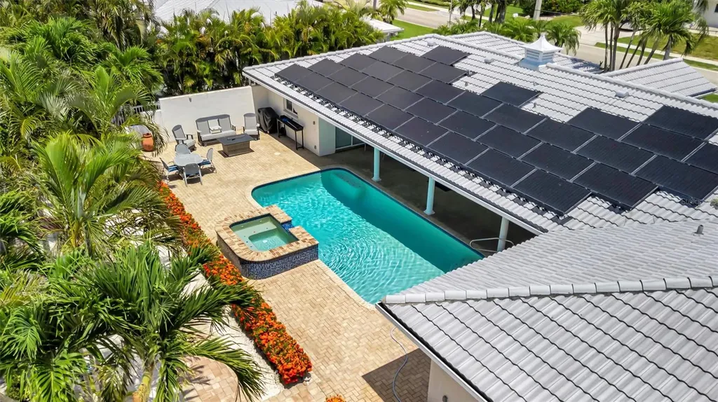 514 Key Royale Drive Bradenton Beach FL 34217