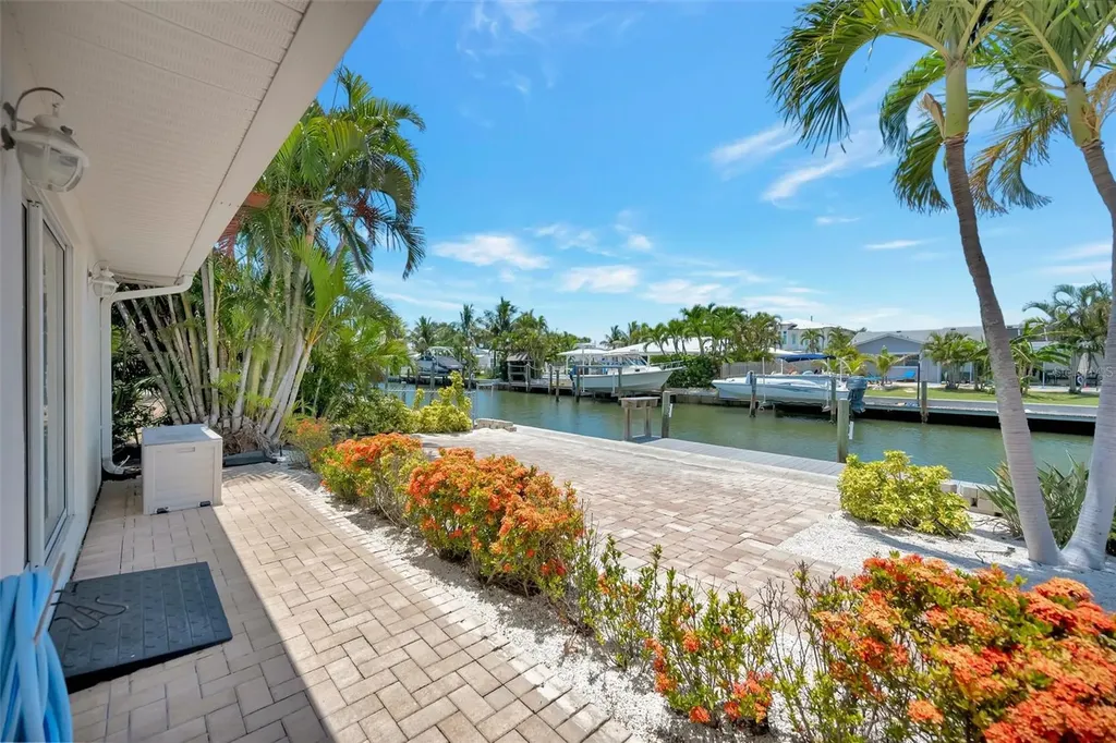 514 Key Royale Drive Bradenton Beach FL 34217
