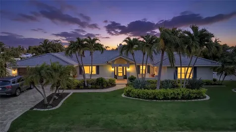514 Key Royale Drive Bradenton Beach FL 34217