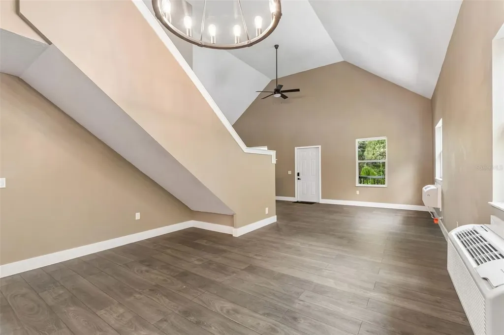 16288 48th St N Clearwater FL 33762
