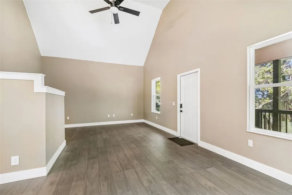 16288 48th St N Clearwater FL 33762