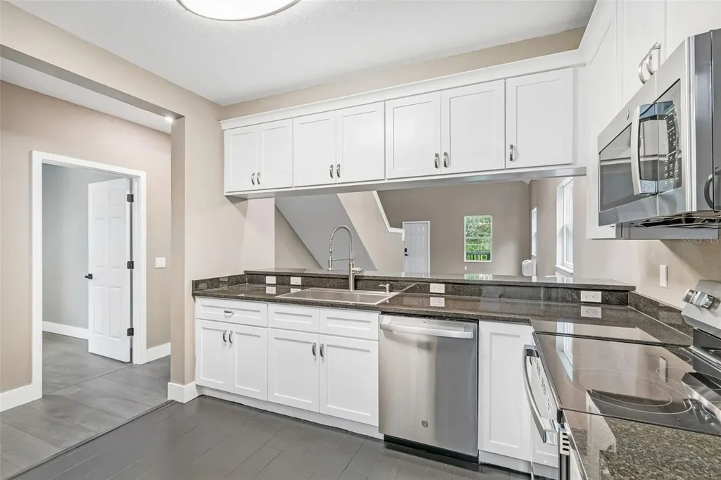 16288 48th St N Clearwater FL 33762
