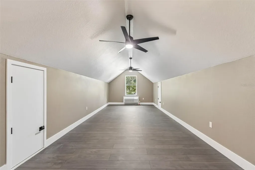 16288 48th St N Clearwater FL 33762
