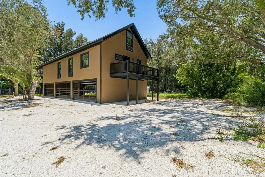16288 48th St N Clearwater FL 33762