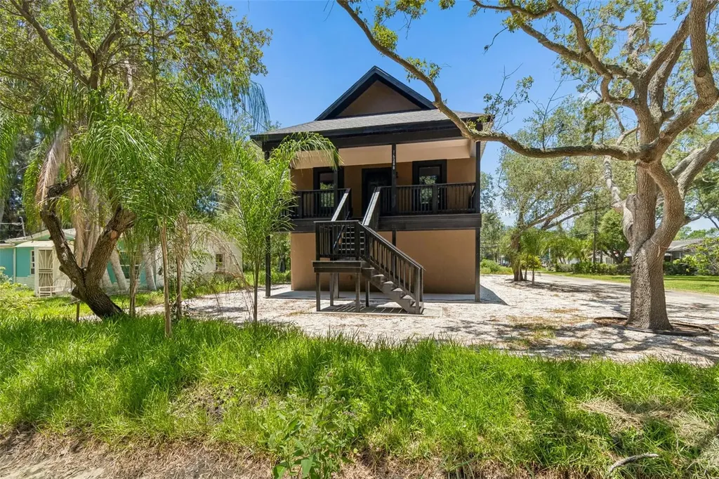 16288 48th St N Clearwater FL 33762