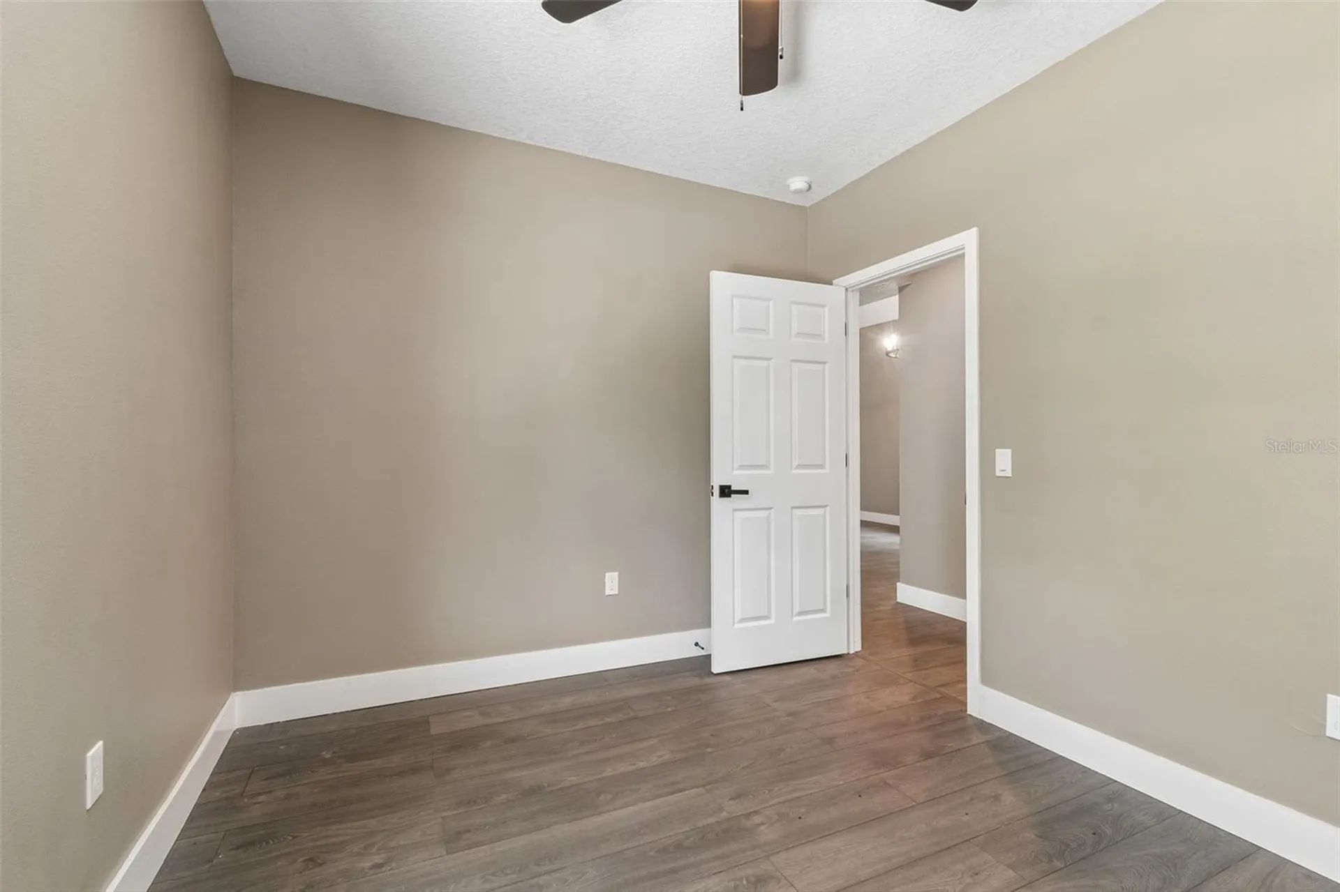 16288 48th St N Clearwater FL 33762
