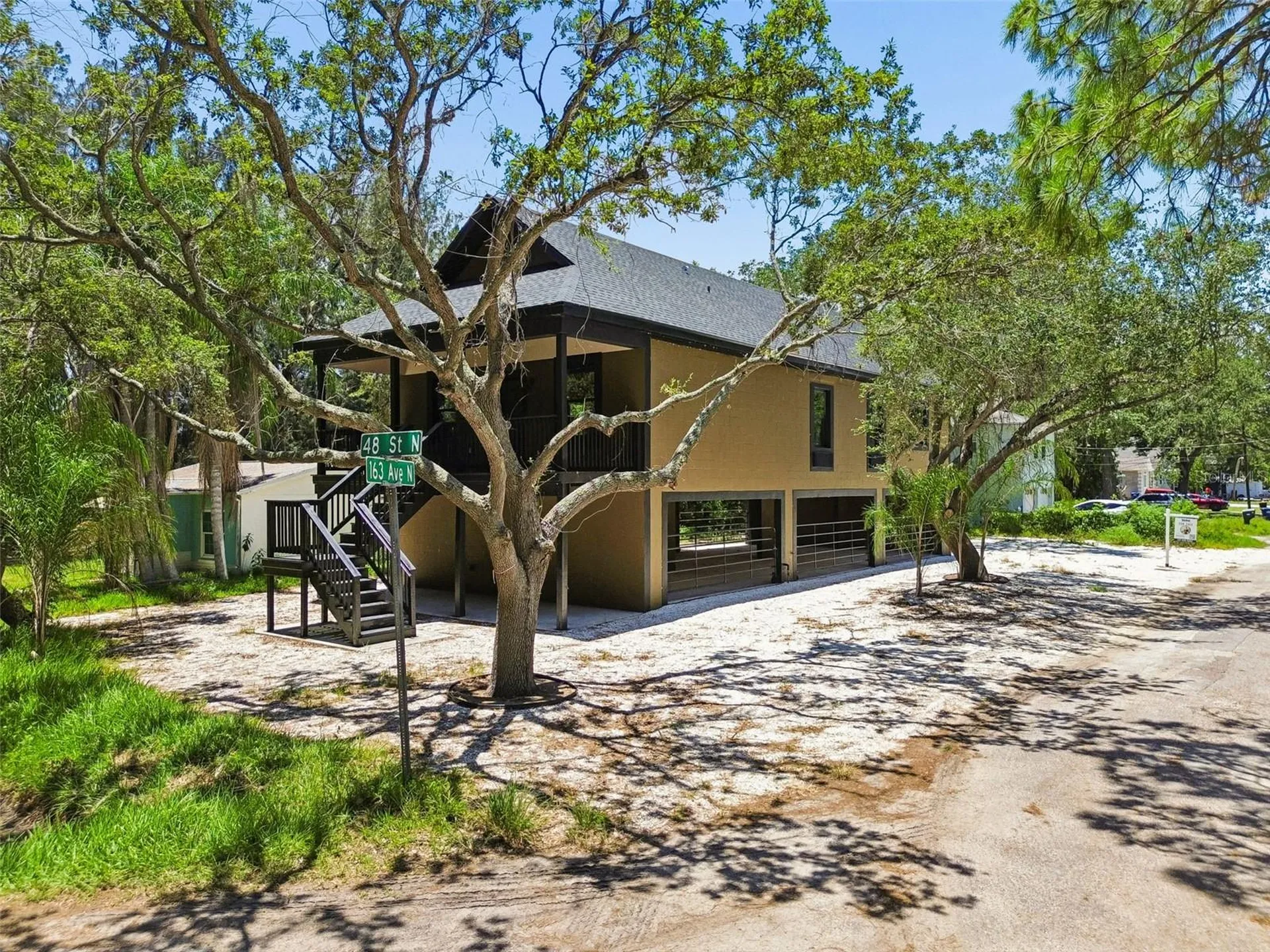 16288 48th St N Clearwater FL 33762