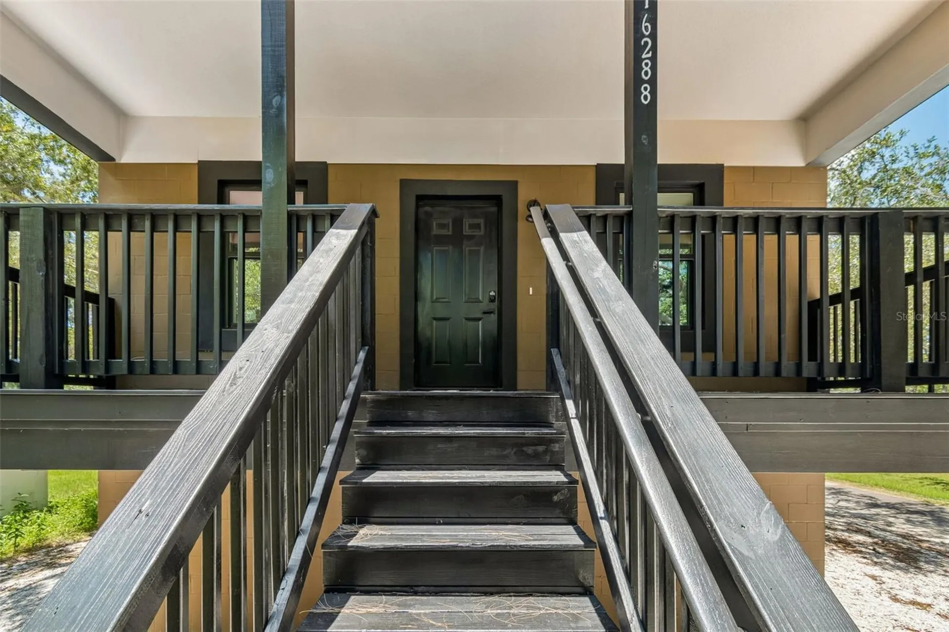 16288 48th St N Clearwater FL 33762