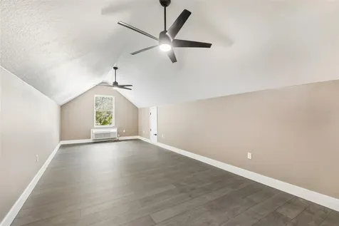16288 48th St N Clearwater FL 33762
