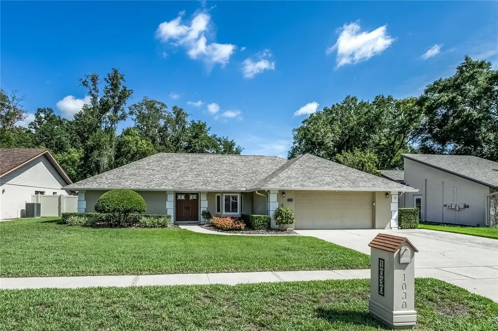 1030 Sylvia Lane Tampa FL 33613