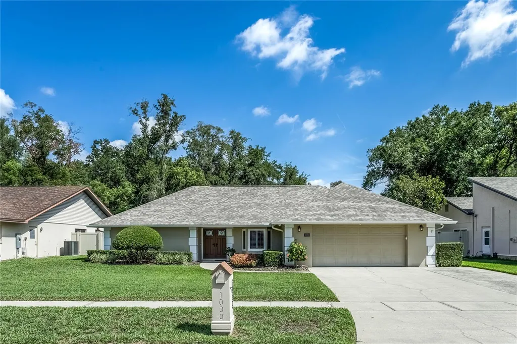 1030 Sylvia Lane Tampa FL 33613