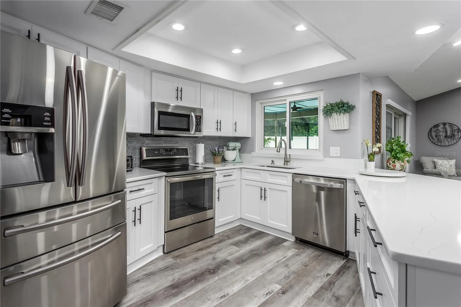 1030 Sylvia Lane Tampa FL 33613