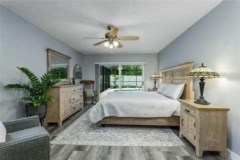 1030 Sylvia Lane Tampa FL 33613