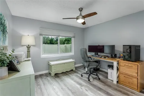 1030 Sylvia Lane Tampa FL 33613