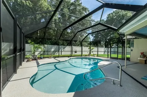 1030 Sylvia Lane Tampa FL 33613