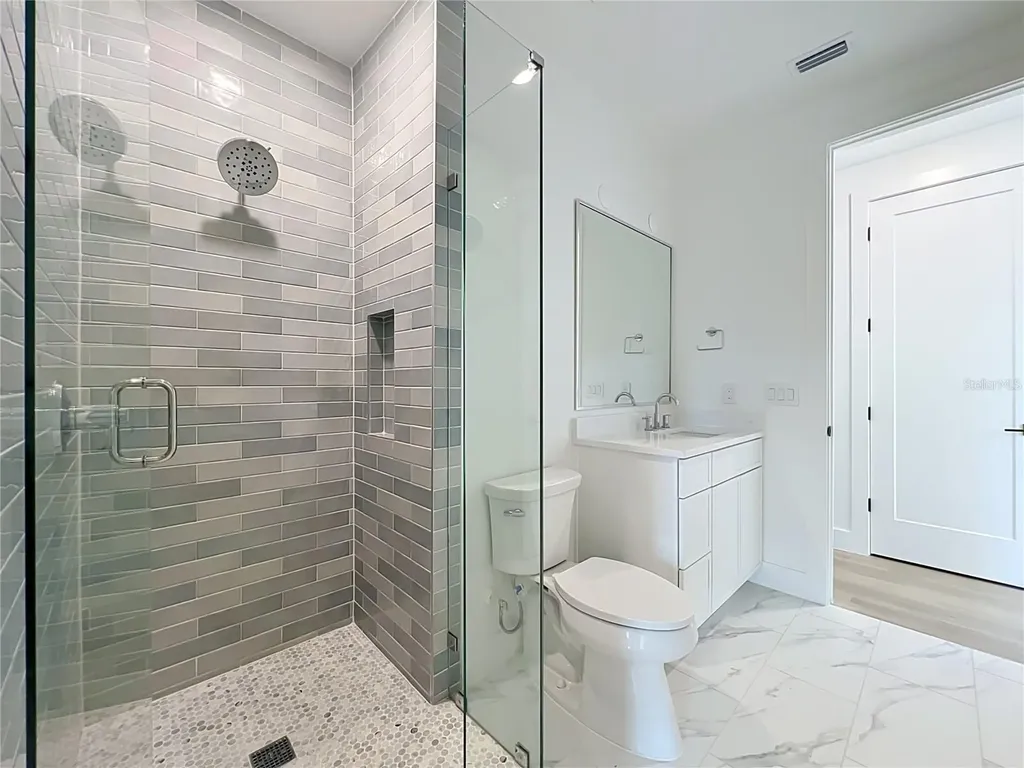 1205 Falcon Drive Orlando FL 32803